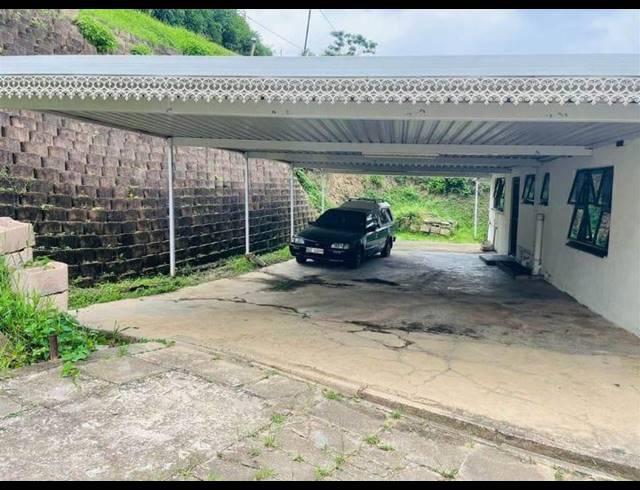 3 BEDROOM HOUSE FOR SALE IN UMLAZI N